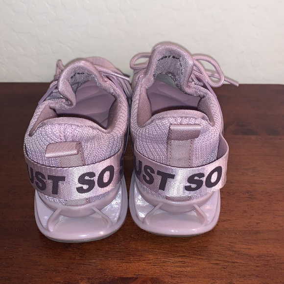 WONESION JUST SO SO SIZE 9.5 ATHLETIC SHOES - Picture 4 of 11